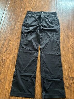 Eddie Bauer Black Cargo Pants with Zip Pocket